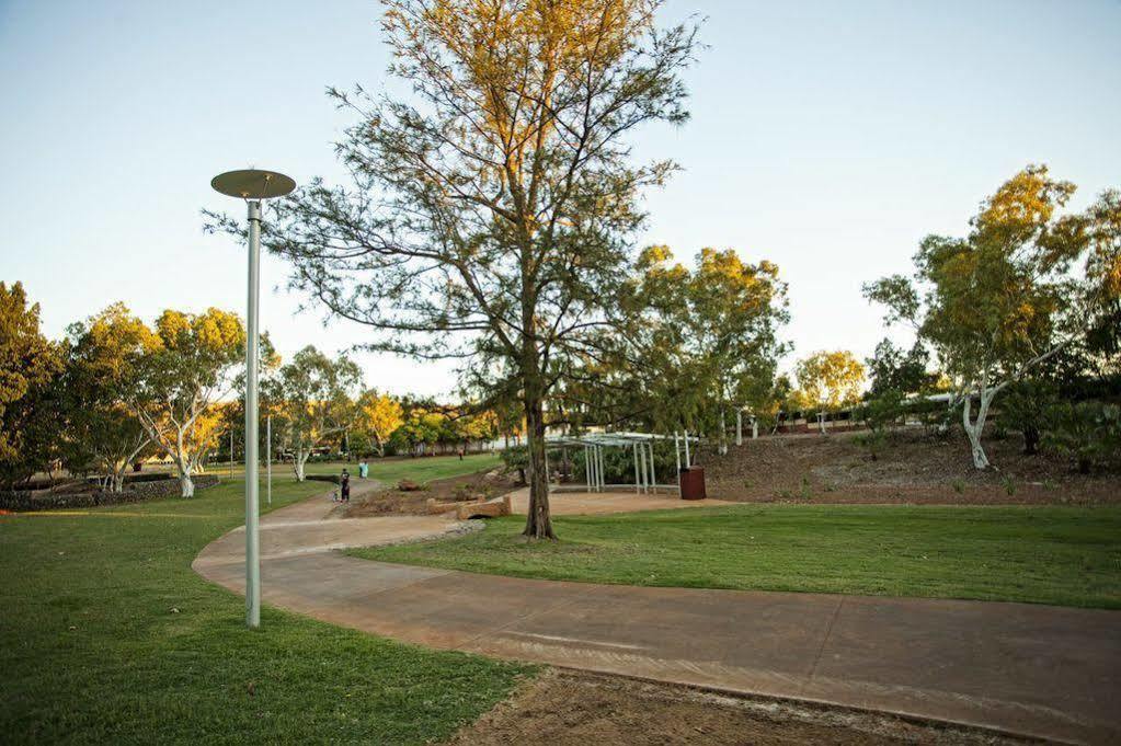 Cattrall Park Motel Karratha Exteriér fotografie